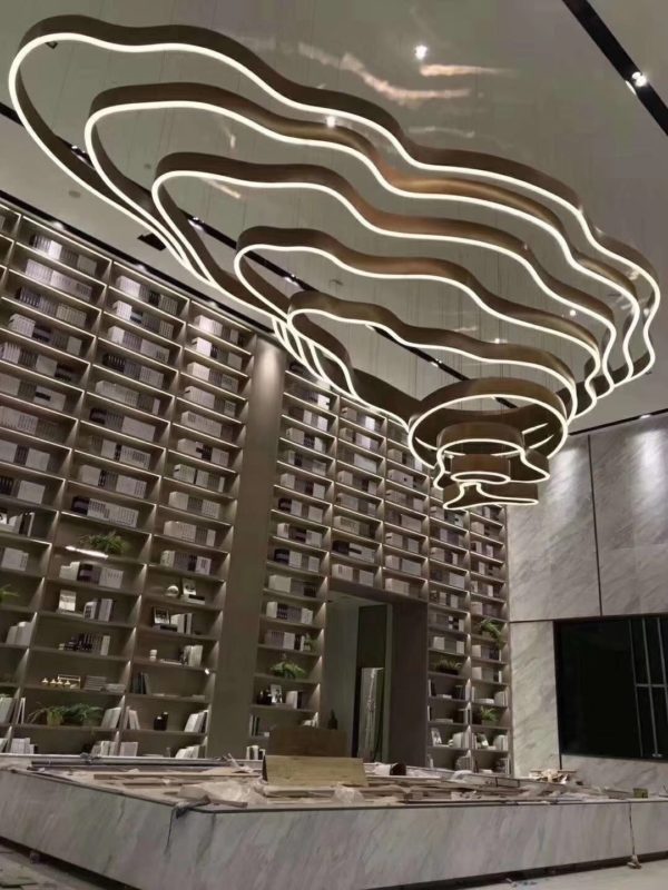lobby-chandelier
